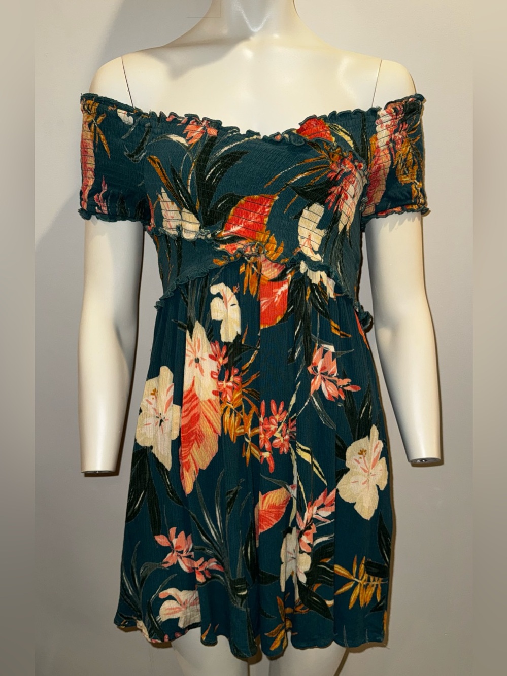 Patrons of Peace Tropical Floral Print On/Off Shoulder Mini Dress
